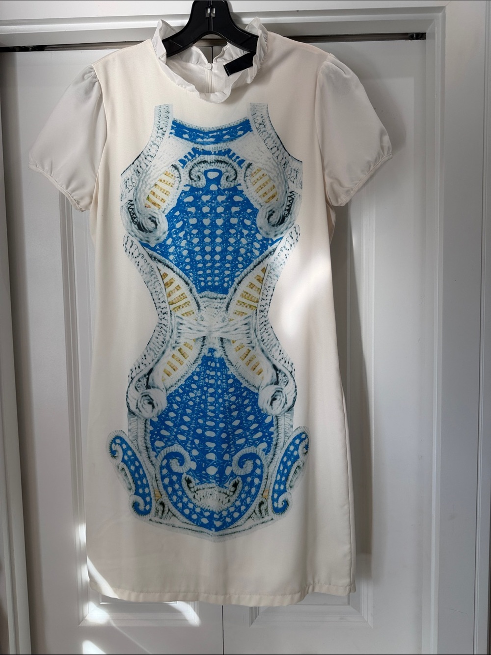 Just Cavalli - Elegant White Shift Dress with Blue Scroll Print